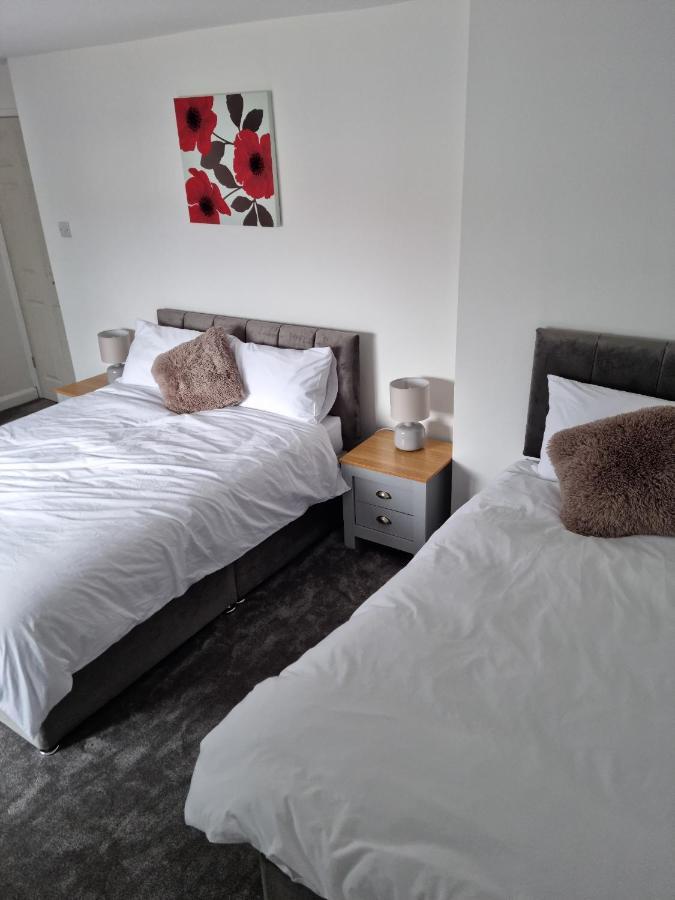 3 Bedroom House-埃尔斯米尔港 外观 照片